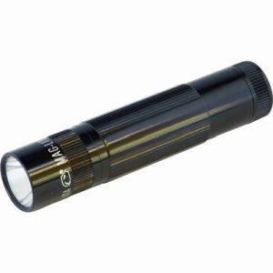 マグライト MAGLITE マグライト XL200-S3017 LED フラッシュライトXL200 単4電池3本用