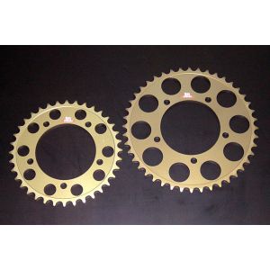ISA ISA A-4 リアスプロケット 520-40T APRILIA RS125(06-)