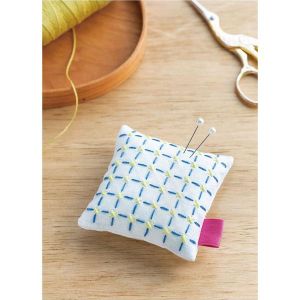 ルシアン LECIEN ルシアン 刺しゅうキット 刺し子のピンクッション 約7×7cm ホワイト CSK98955 hidamari