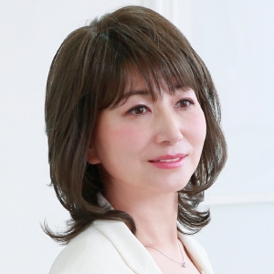 プリシラ プリシラ オール ミセスソフト カール ミディ 耐熱 ダークブラウン A-113-TDB