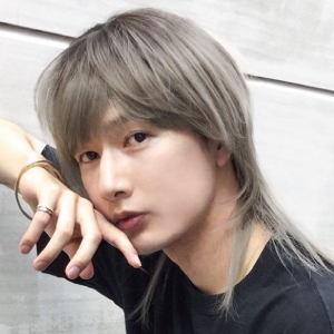 プリシラ プリシラ オール グラデ ネオ ショート ウルフ 耐熱 オリーブグレー CTA-105-CTOG