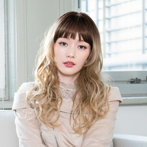 プリシラ プリシラ オール ウィッグ シュガー カール ロング 耐熱 ブラウンハニー グラデ ション A-713-TRHG