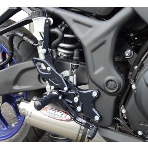 ストライカー ストライカー SS-AA2123B スペシャルステップキット TypeS＆R ブラック YZF-R25/ABS 15-19