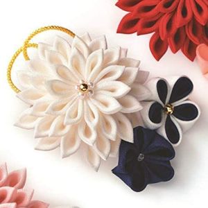 パナミ Panami パナミ ちりめん細工キット 正絹 つまみ細工 煌めきのブローチ 白 LH-453 Panami タカギ繊維